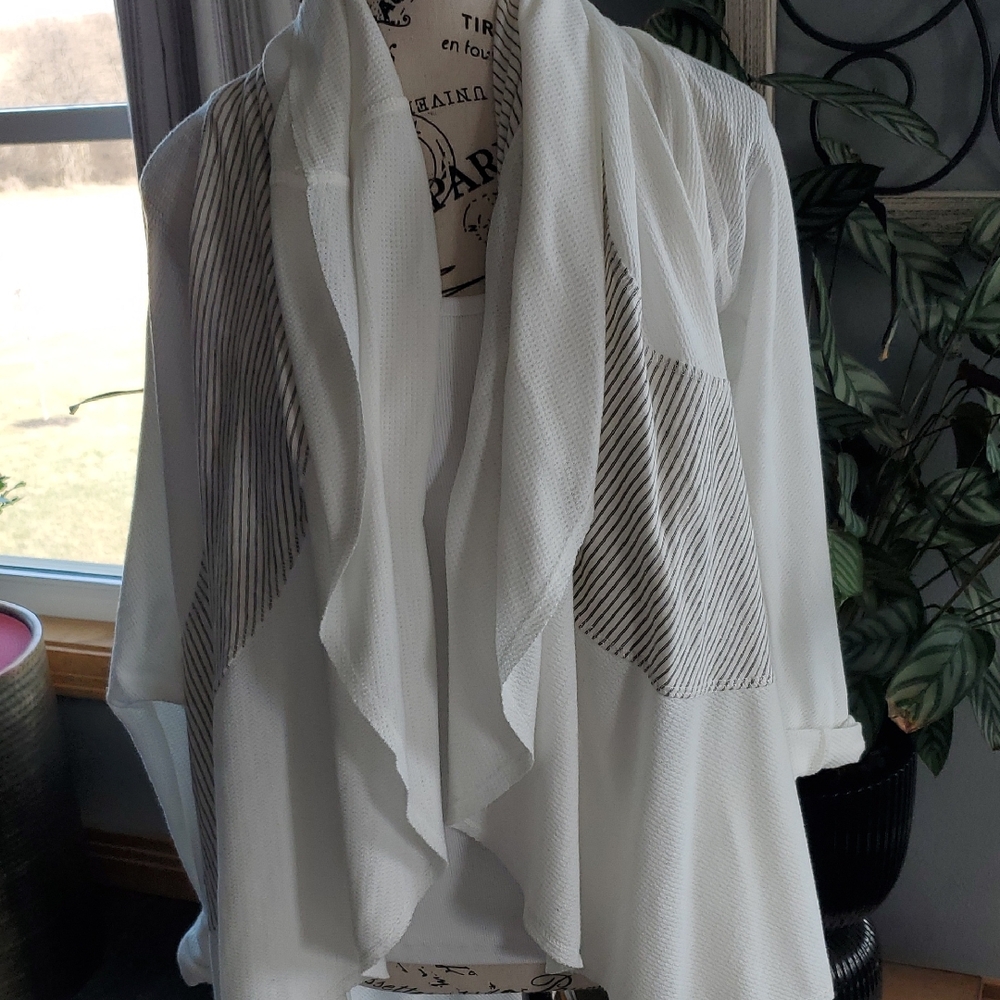 Soft Surroundings Ivory and Black Knit Cardigan